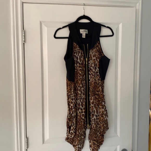 Shirtless long top - Picture 1 of 1